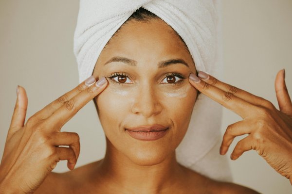 Routine beauté naturelle à la maison : guide facile pour une peau éclatante et saine